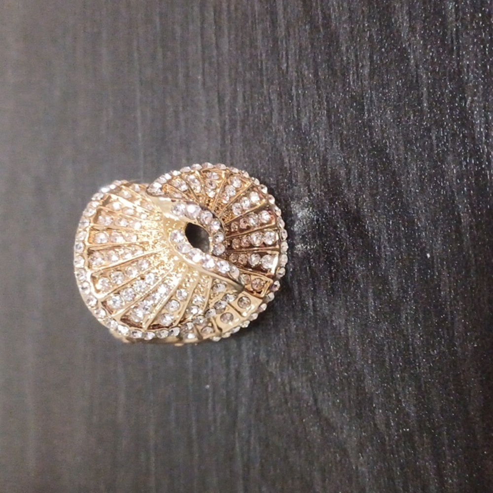 Elegant Gold and Silver Crystal Ring